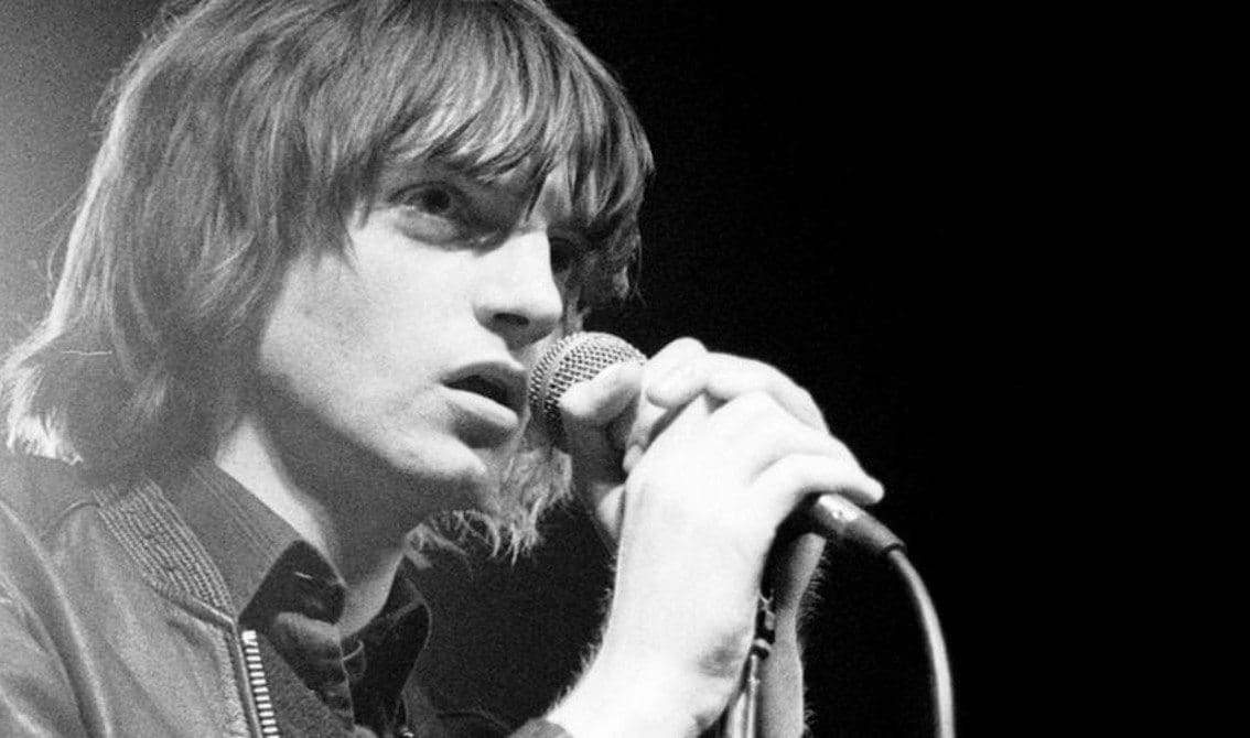 The Fall's frontman Mark E Smith dead aged 60