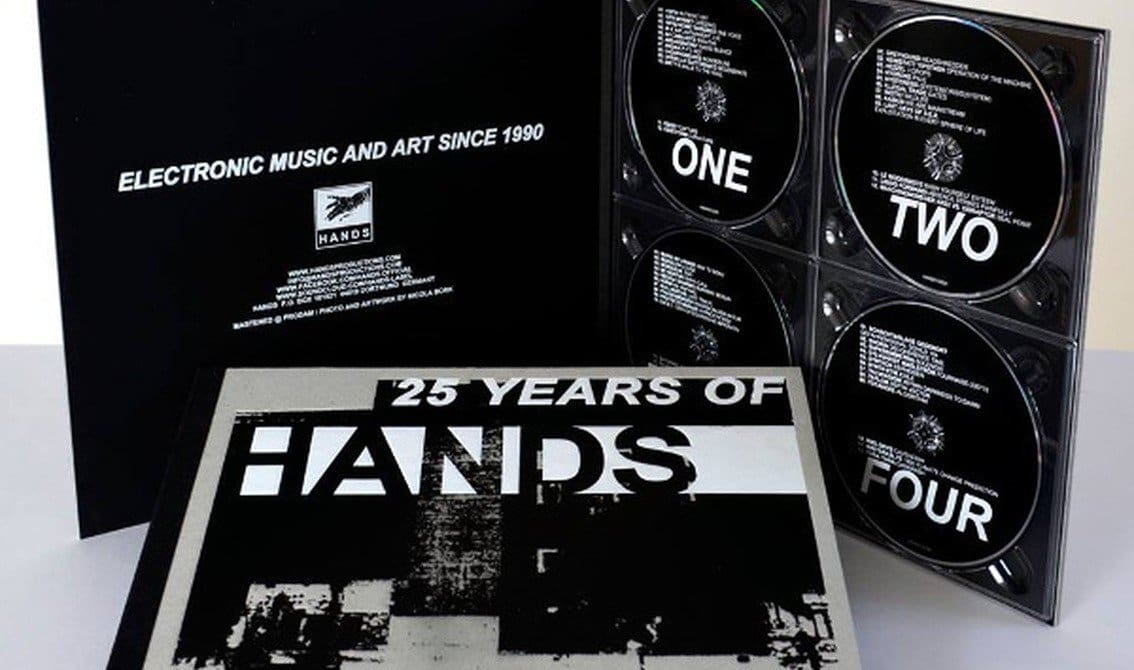 '25 Years of Hands' boxed in 4CDset