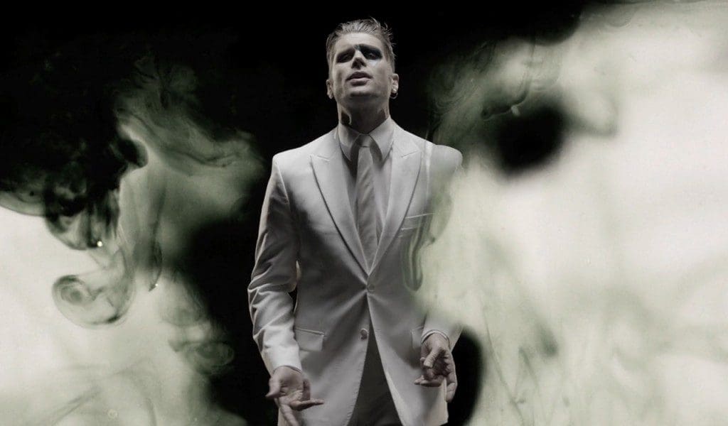 Electro Spectre: 'Never Let Go' video