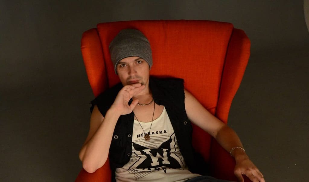 Side-Line introduces Requiem4FM - listen now to 'The Screens' (Face The Beat profile series)