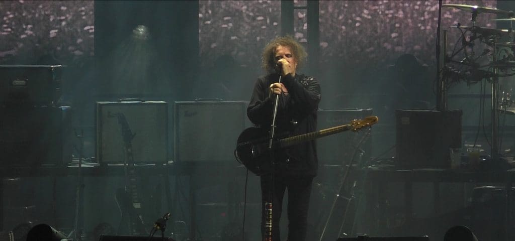 'The Cure in Lodz 2016' – a multicam live video film made with... smartphones! Here are the first promo videos!