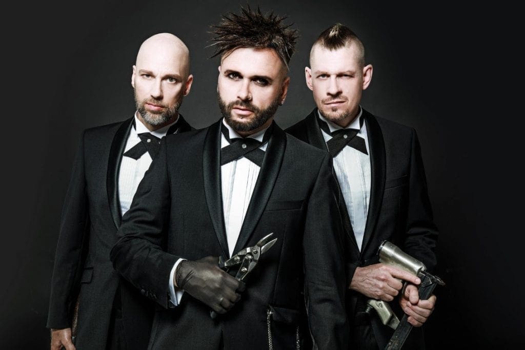 OOMPH! premieres music video for second single 'Tausend Mann und ein Befehl' - watch it here