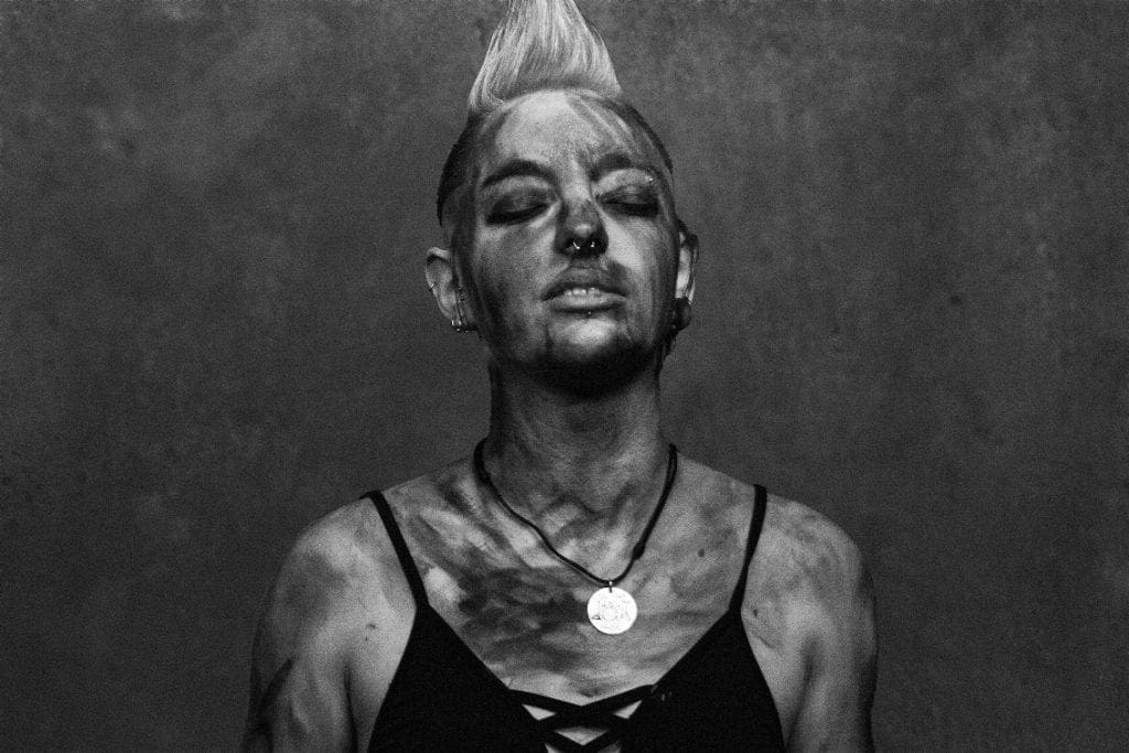 Brand new French industrial project Amélie G. Launches first single