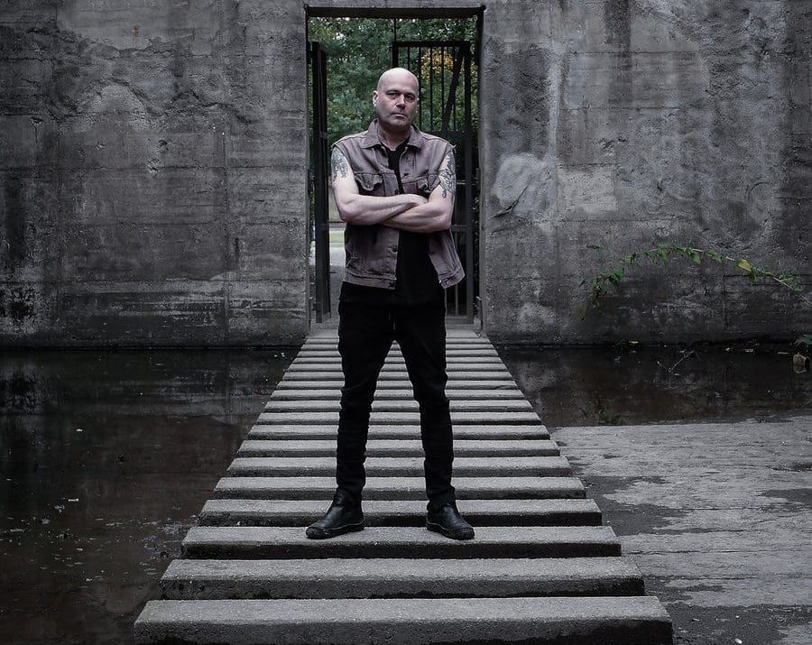 ‘click Interview’ with Zwaremachine: ‘minimal Hypnotic Industrial Body Music’