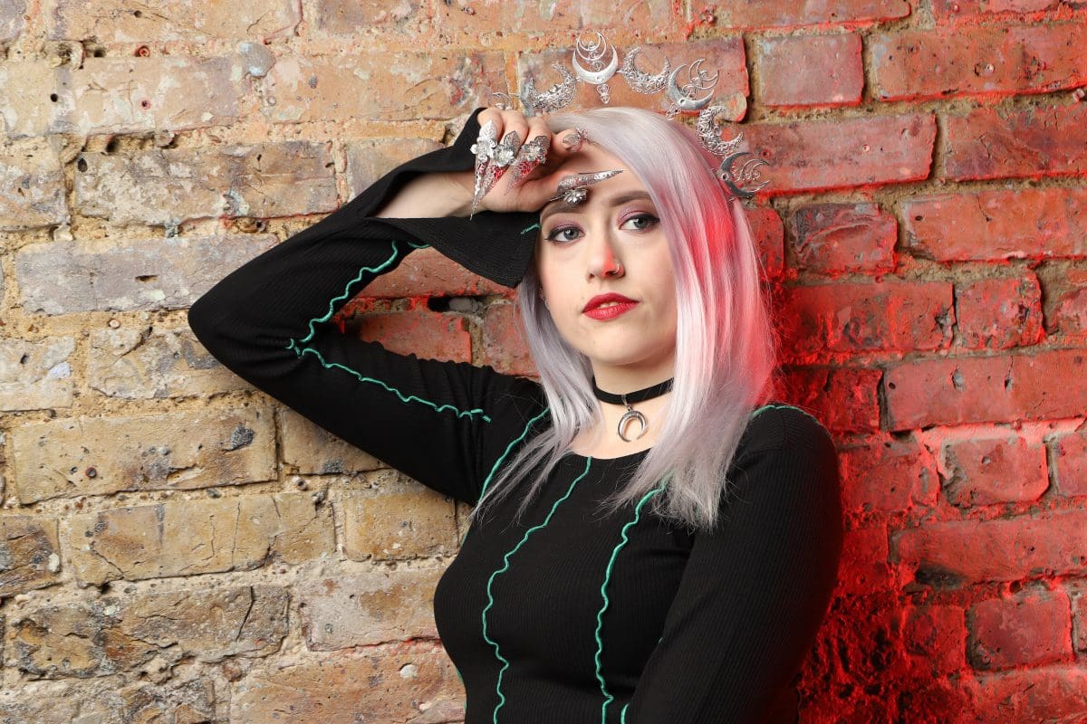 Experimental synth pop artist Bekimachine announces debut album