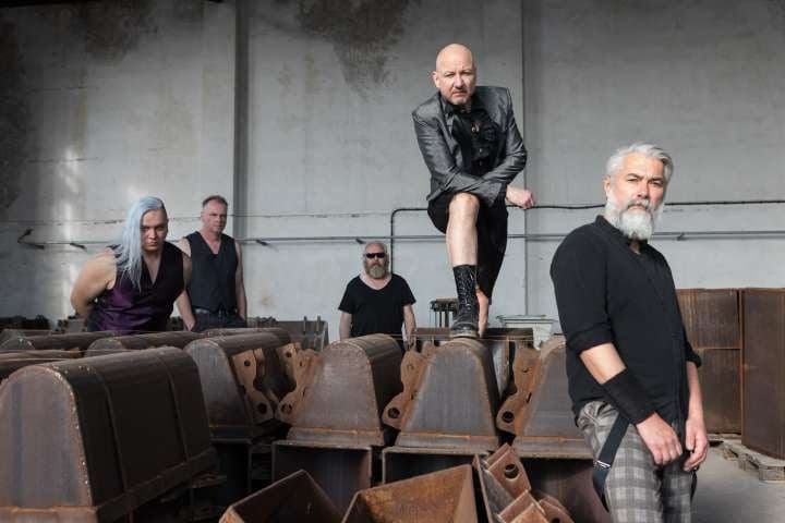 German Deutsche Härte act Hemesath releases'So Schön' single