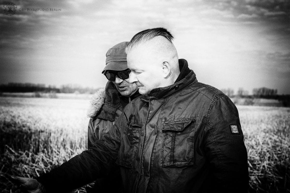 Los ex-miembros de Dance Or Die regresan como Darkness On Demand con un moderno EP de 6 pistas de EBM 'Final Way'