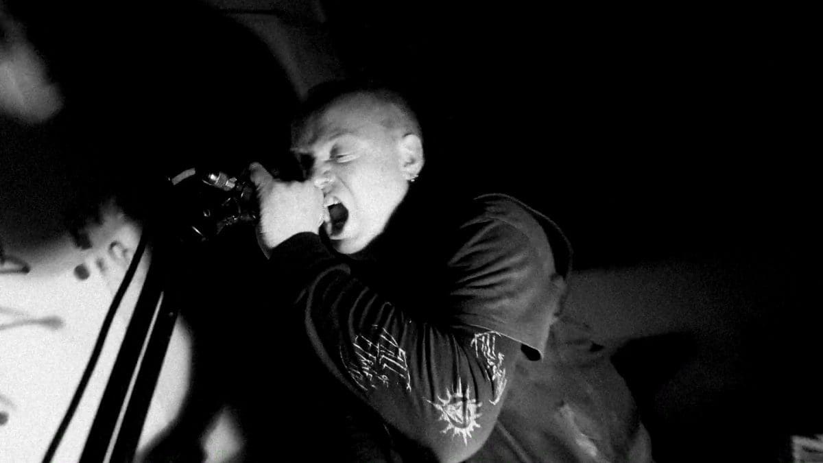 Industrial synth crust act Schkeuditzer Kreuz's new 2nd album 'No Life Left' out now - check it out on Side-Line
