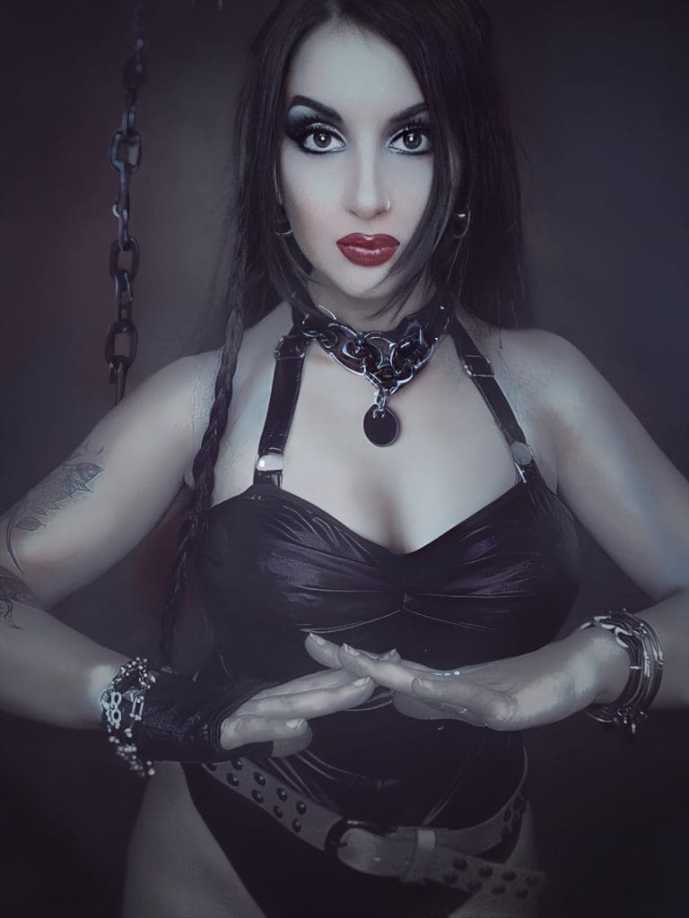 Noemi Aurora Returns with blood As Lipstick 3track Single Sideline Magazine Noemi Aurora Returns with 'blood As Lipstick' 3-track Single