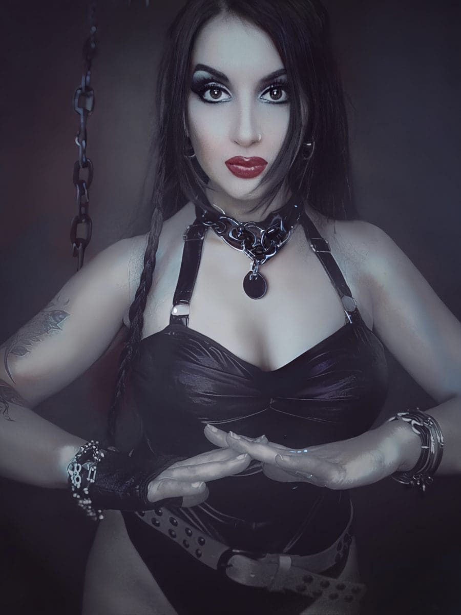 Backstage at the Miss Ballistic (angelspit Side Project) Photoshoot in Italy + Kickstarter