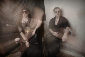 Dual Analog present all new single: 'Slave'